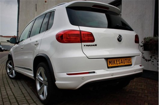 Volkswagen Tiguan - 1.4 TSI R-Line Edition 6 Mnd Garantie - 1