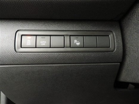 Peugeot 308 SW - 1.2 e-THP 131pk Aut6 Allure (panodak, keyless, camera, navi) - 1