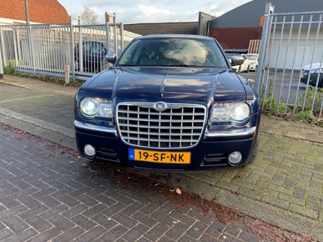 Chrysler 300C Touring - 3.5 V6 AWD | XENON | NAVI |LEDEREN BEKLEDING|CRUISE CONTROL| LM VELGEN | - 1