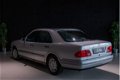 Mercedes-Benz E-klasse - 240 Elegance E240 | AUT | 69k km's | CAR-PASS | Youngtimer | Uniek | Garant - 1 - Thumbnail