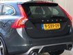 Volvo V60 - 2.0 D4 R-Design 2014 Grijs *AUTOMAAT - 1 - Thumbnail