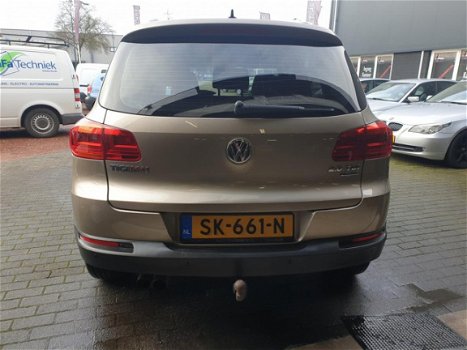 Volkswagen Tiguan - 2.0 TDI Track&Field 4Motion |pano|DSG|NAV - 1