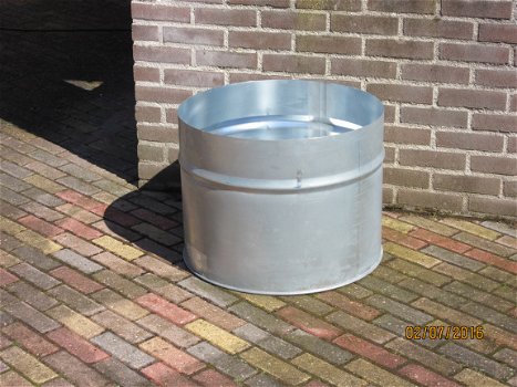 Verzinkte vaten van 100 liter met deksel. - 8