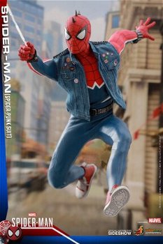 Hot Toys Spider-Man Spider Punk Suit VGM32 - 5