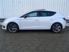 Seat Leon - 1.8 TSI FR NAVI PANO DSG LEER