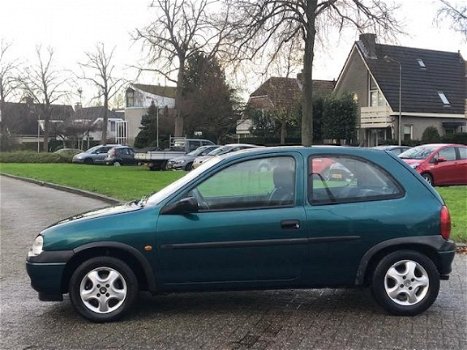 Opel Corsa - 1.2i-16V CDX 2000 Stuurbekrachtiging Goed rijdend - 1