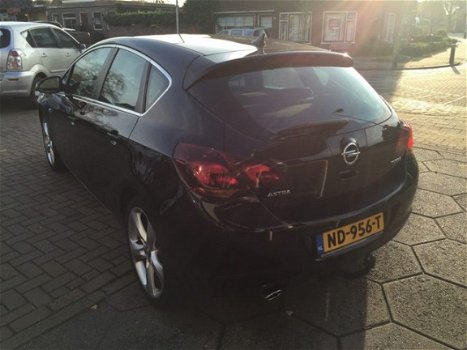 Opel Astra - 1.6 Turbo 132 KW 5 Deurs 19” Trekhaak Navi - 1