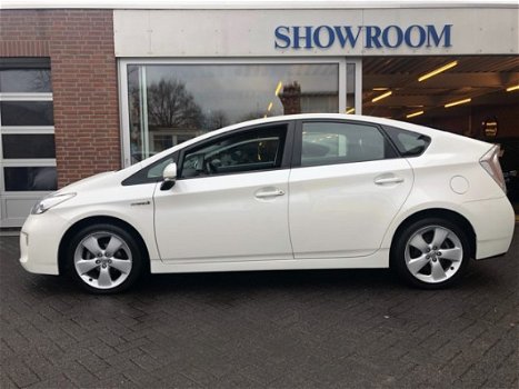 Toyota Prius - 1.8 HYBRID BUSINESS + NAVI - 1