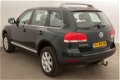 Volkswagen Touareg - 4x4 3.2 V6 Automaat - 1 - Thumbnail