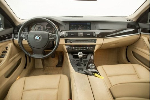 BMW 5-serie Touring - 520 D Executive - 1