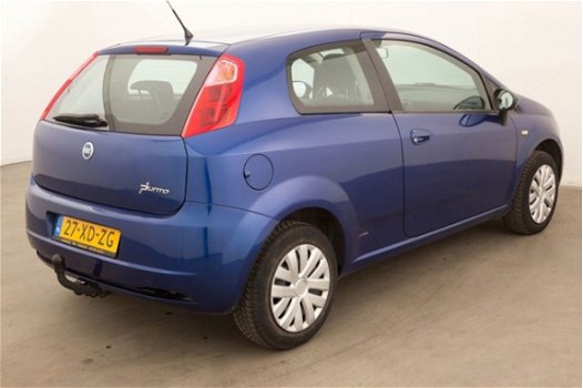 Fiat Punto - 1.4 Dynamic 92.356 km - 1