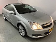 Opel Astra TwinTop - 1.8 Cosmo