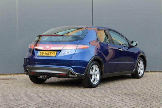 Honda Civic - 1.4 Silverstone | Lm-wielen | Cruise control | Parkeersensoren | Navigatie | Trekhaak - 1