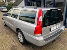 Volvo V70 - 2.4 Momentum 170PK Automaat 118.000KM