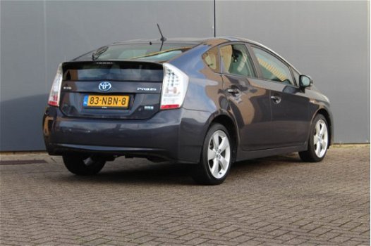 Toyota Prius - 1.8 Aspiration Aut. | Keyless Entry | Cruise control | Lm-wielen | Climate control | - 1