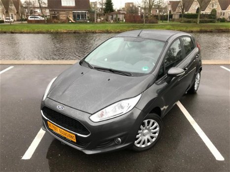 Ford Fiesta - 1.0 Style Ultimate AIRCO 80pk KILOMETERSTAND NAP - 1
