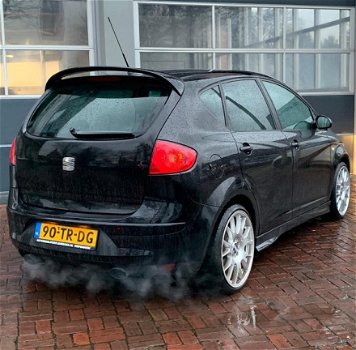 Seat Altea - 1.9 TDI Emotion Leer, 18inch, Cruise, Airco/Clime Hoge Zit Dealer onderhouden - 1