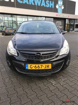 Opel Corsa - 1.4-16V Color Edition - 1