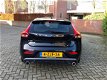 Volvo V40 - 2.0 D4 Summum Business R-design 190PK navigatie - 1 - Thumbnail