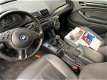 BMW 3-serie Touring - 318i Special Exec/pdc/zwarte hemel/leder/nw apk - 1 - Thumbnail