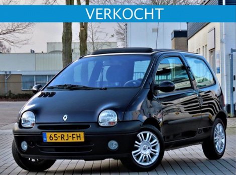 Renault Twingo - Kenzo 1.2 55KW E3 Airco Panoramadak - 1