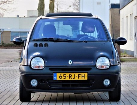 Renault Twingo - Kenzo 1.2 55KW E3 Airco Panoramadak - 1