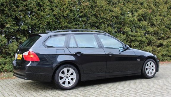 BMW 3-serie Touring - 318i , Navi, Cruisecontrol, Airco - 1