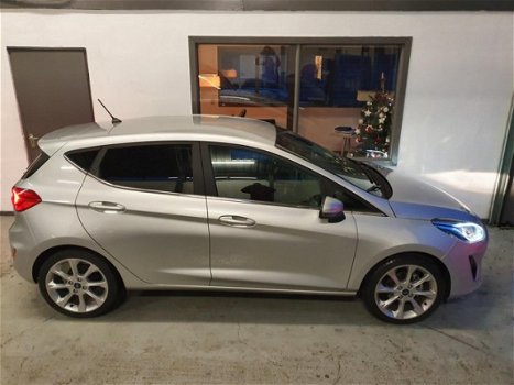 Ford Fiesta - 1.0 EcoBoost Vignale NIEUW NIEUW NIEUW/ AUTOMAAT/ AIRCO - 1