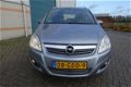 Opel Zafira - 2.2 Temptation navigatie - lm. velgen - lage km stand - trekhaak - parkeersensoren v & - 1 - Thumbnail