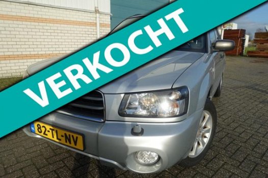 Subaru Forester - 2.0 X Luxury Pack lage km stand - l.m. velgen - cruise control - panoramadak - 1