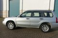 Subaru Forester - 2.0 X Luxury Pack lage km stand - l.m. velgen - cruise control - panoramadak - 1 - Thumbnail