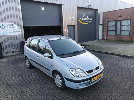 Renault Scénic - 1.9 dTi RXE Automaat Diesel Lage Km ZONDAG OPEN - 1