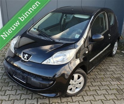 Peugeot 107 - 1.0 Automaat/Airco/NIEUWstaat/Garantie/Velgen - 1