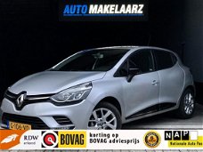 Renault Clio - 0.9 TCe Intens Navi PDC Keyless Garantie