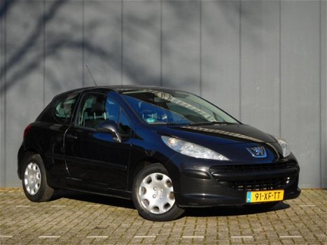 Peugeot 207 - 1.4-16V XR - 1