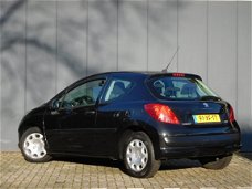 Peugeot 207 - 1.4-16V XR