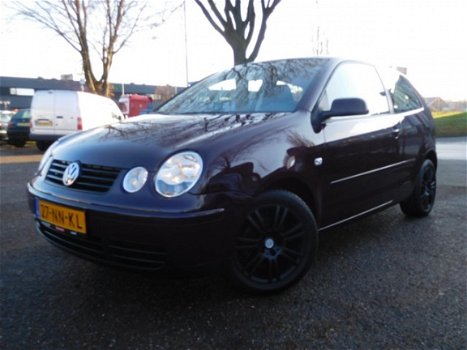 Volkswagen Polo - 1.4-16V FSI Comfortline - 1