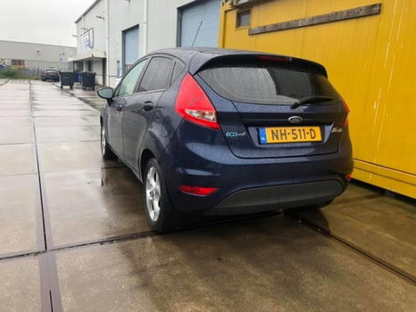 Ford Fiesta - 1.6 TDCi ECOnetic Titanium 1JAAR APK-AIRCO-5DRS-NAVIGATIE-NETTE AUTO - 1