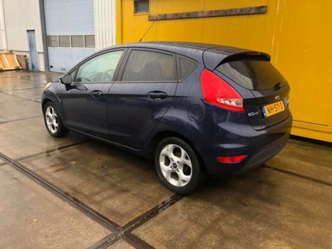 Ford Fiesta - 1.6 TDCi ECOnetic Titanium 1JAAR APK-AIRCO-5DRS-NAVIGATIE-NETTE AUTO - 1