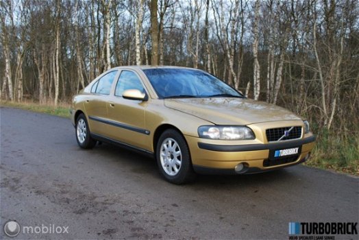 Volvo S60 - D5 | Automaat | ECC | Cruise | Trekhaak | 100% onderhouden - 1