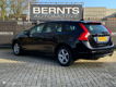 Volvo V60 - 2.0 T3 Kinetic |Navigatie|Schuifdak - 1 - Thumbnail