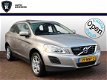 Volvo XC60 - 2.4 D5 AWD Momentum Panoramadak BLIS Navi Stoelverw Leer - 1 - Thumbnail