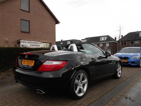 Mercedes-Benz SLK-klasse - 200 AUT. AIRSCARF/NAVIGATIE/XENON-LED/PARKEERSENSOREN/LEER - 1