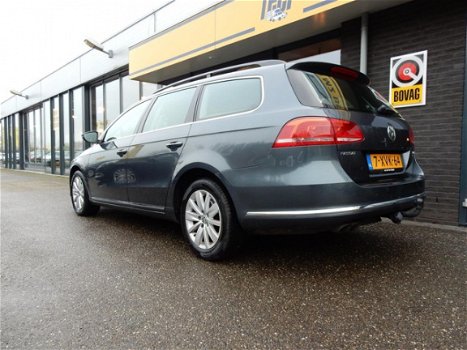 Volkswagen Passat Variant - 2.0 TDI Highline BlueMotion - 1