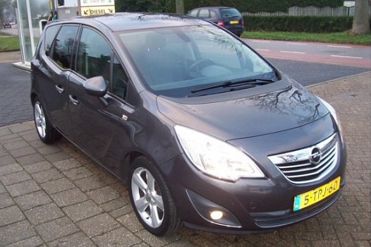 Opel Meriva - 1.4 Cosmo Nieuw type.Airco/clima Hoge zit.Lage km stand.PDC. Zeer nette auto Apk tot 2 - 1