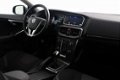 Volvo V40 - 2.0 D4 191 PK 6-Bak Momentum (BNS) - 1 - Thumbnail