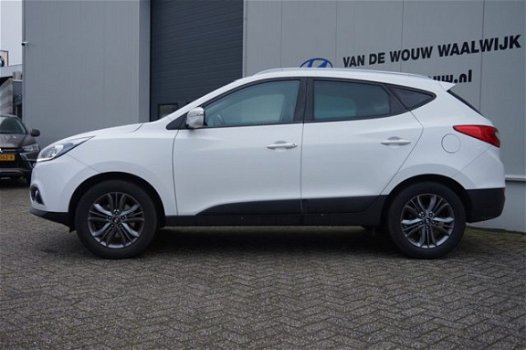 Hyundai ix35 - 2.0i Bus. Ed. Automaat|Navi|leder bekleding|Trekhaak - 1