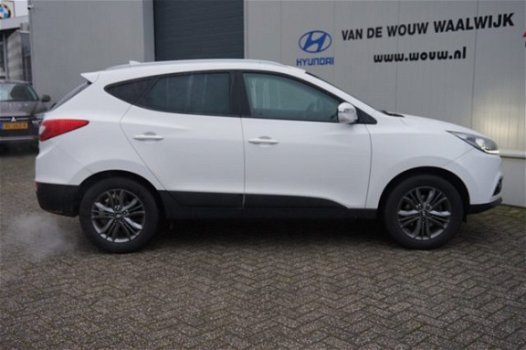 Hyundai ix35 - 2.0i Bus. Ed. Automaat|Navi|leder bekleding|Trekhaak - 1