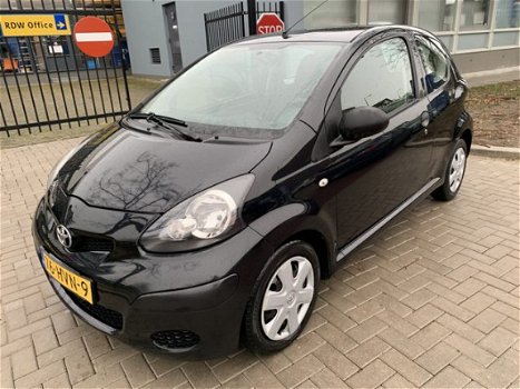 Toyota Aygo - 1.0-12V Access Airco Nap nieuwe apk tot 3-1-2021 - 1