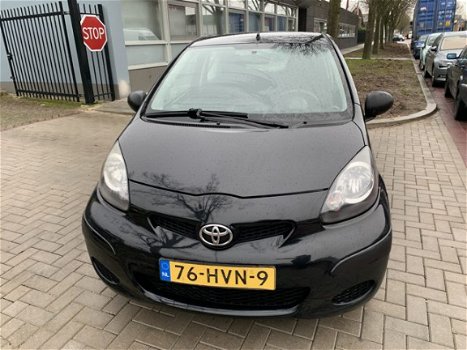 Toyota Aygo - 1.0-12V Access Airco Nap nieuwe apk tot 3-1-2021 - 1